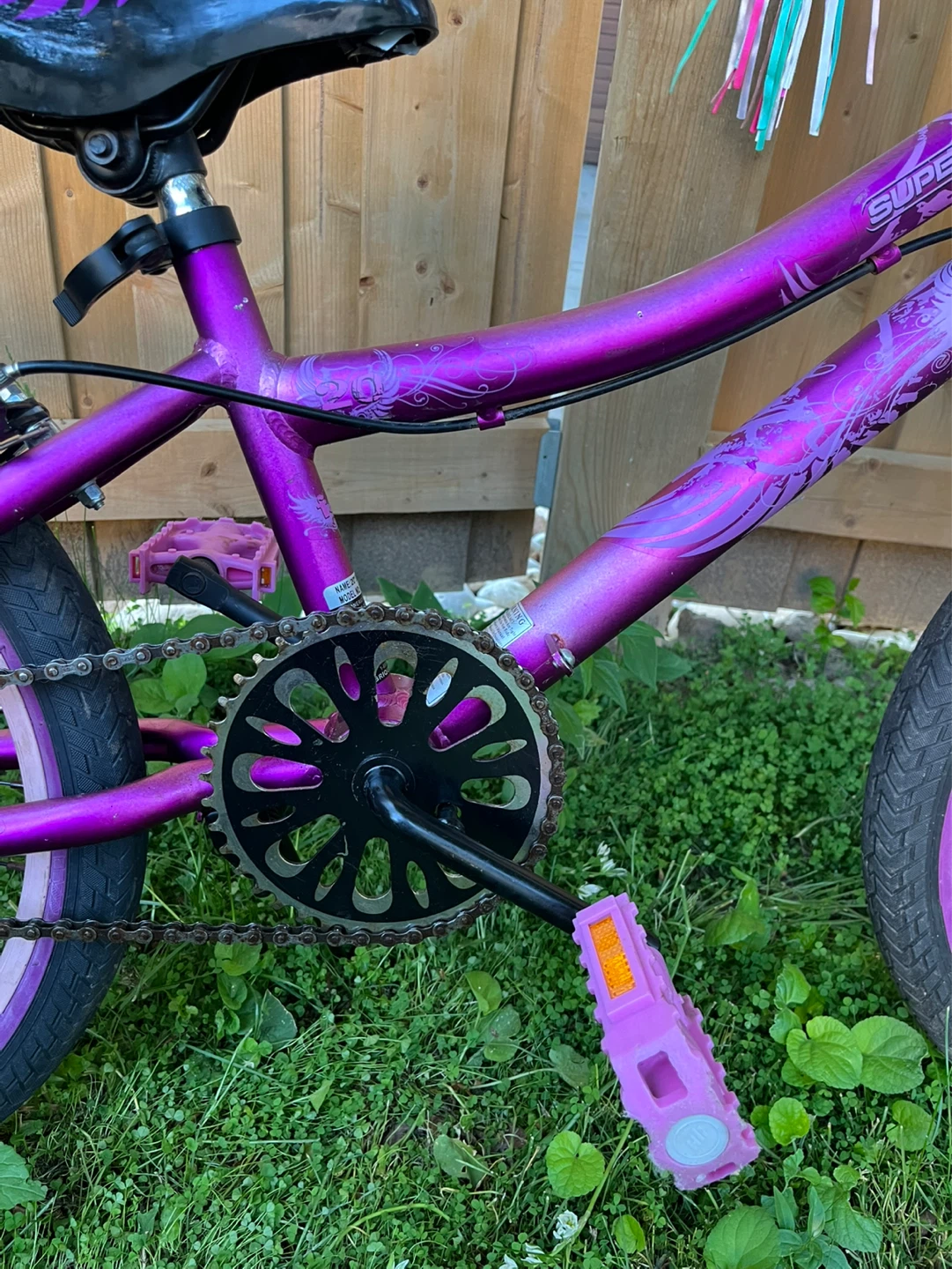 Supercycle Dreamweaver Purple bicycle with colourful streamers - photo 5