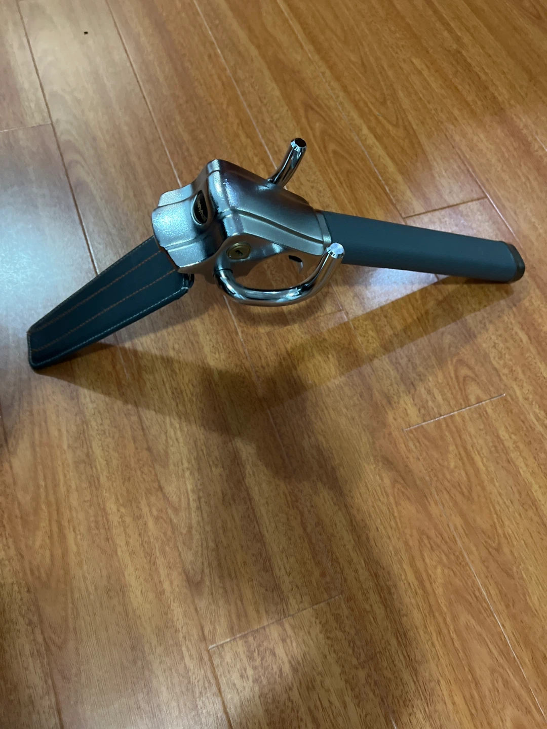 Blueshyall Steering Wheel Lock - photo 2