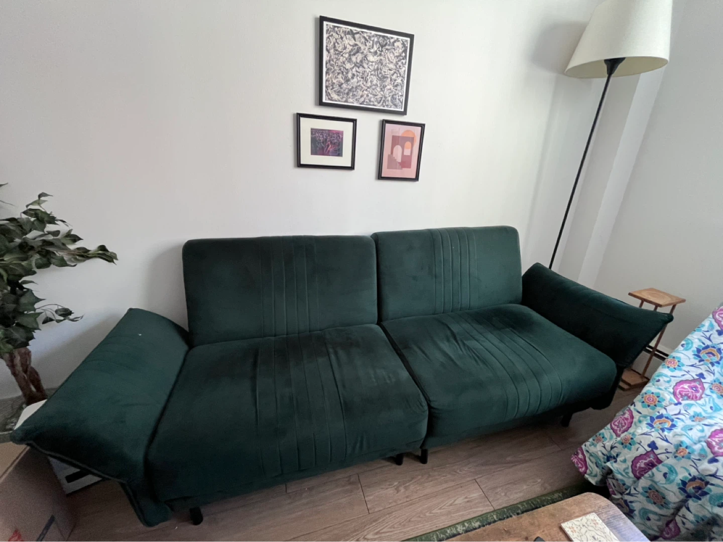 Dark Green Velvet Futon - photo 2