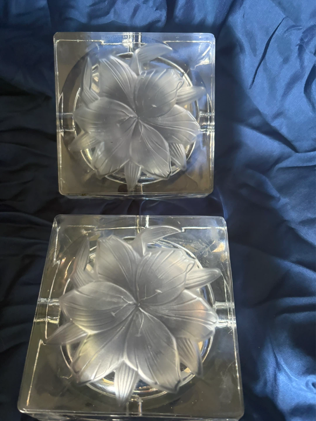 Crystal Ashtray Set with Floral Design - photo 3