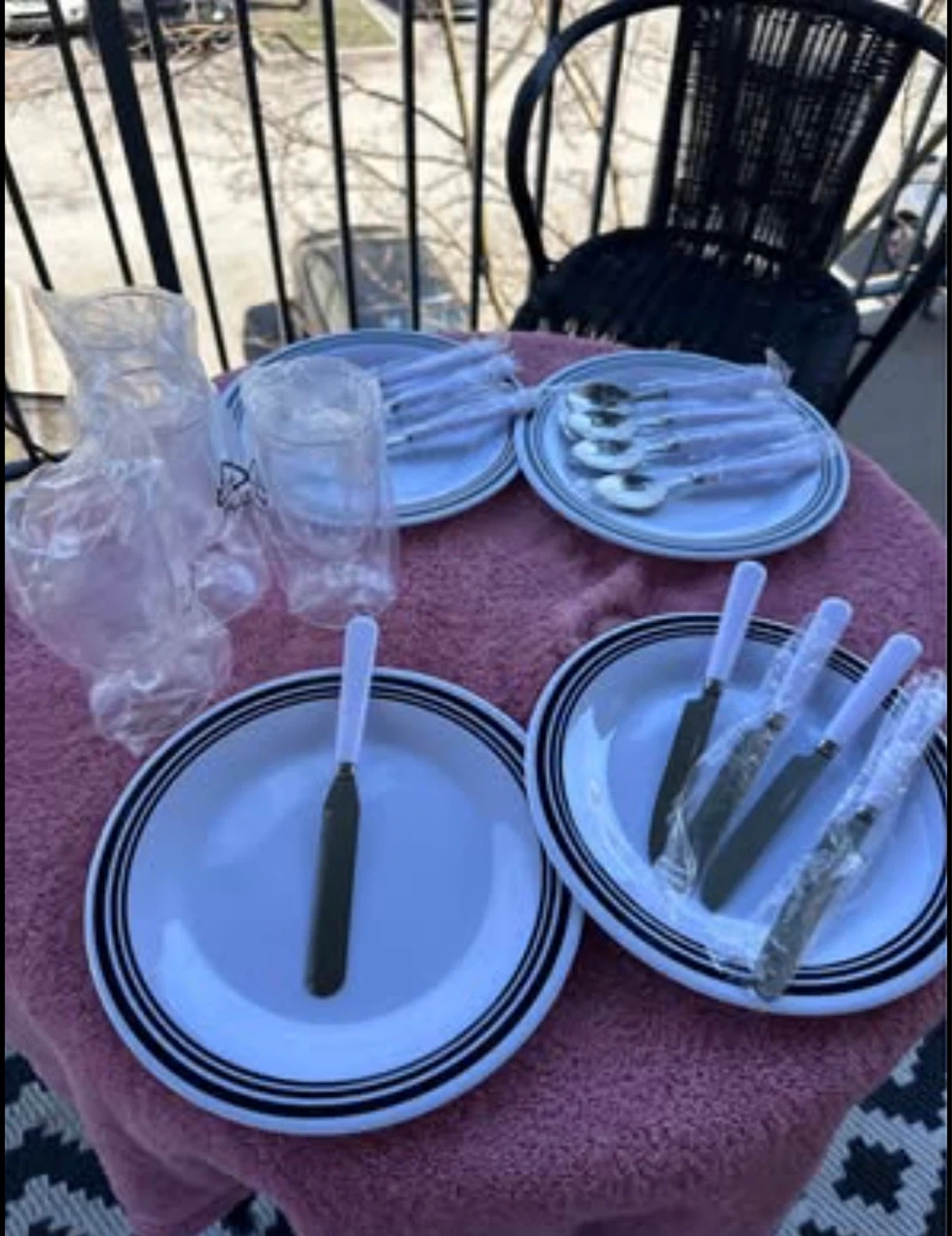 Picnic and Camping Set of 4. New / Ready to use