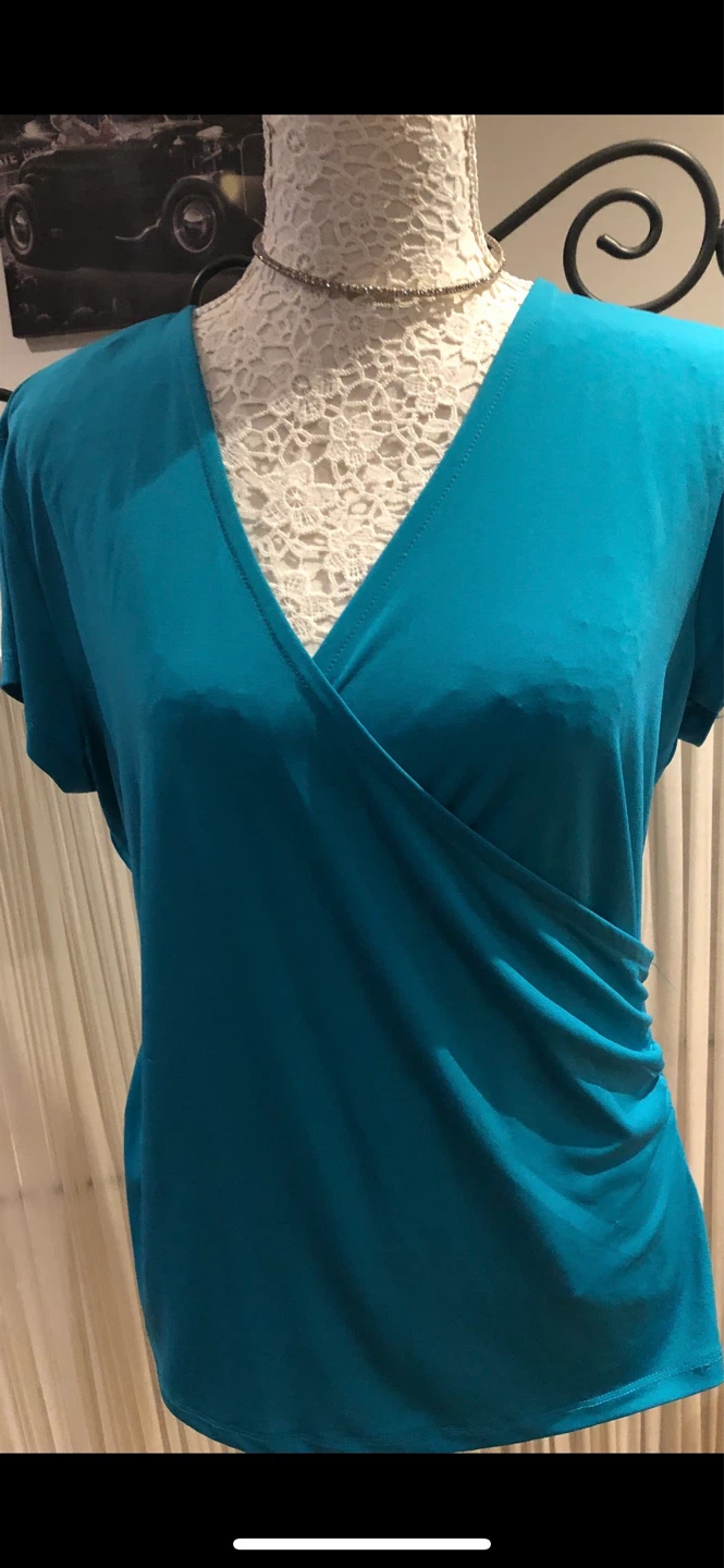 Size large tops $3 each - photo 3