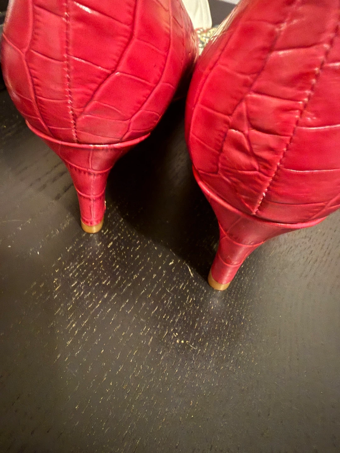 Clarks Red Croc Embossed Heels - photo 3