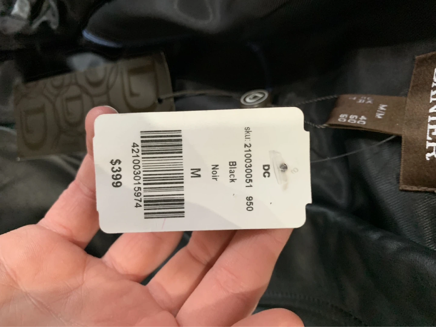 Danier Leather Jacket Size Medium – Original $399 New - photo 5