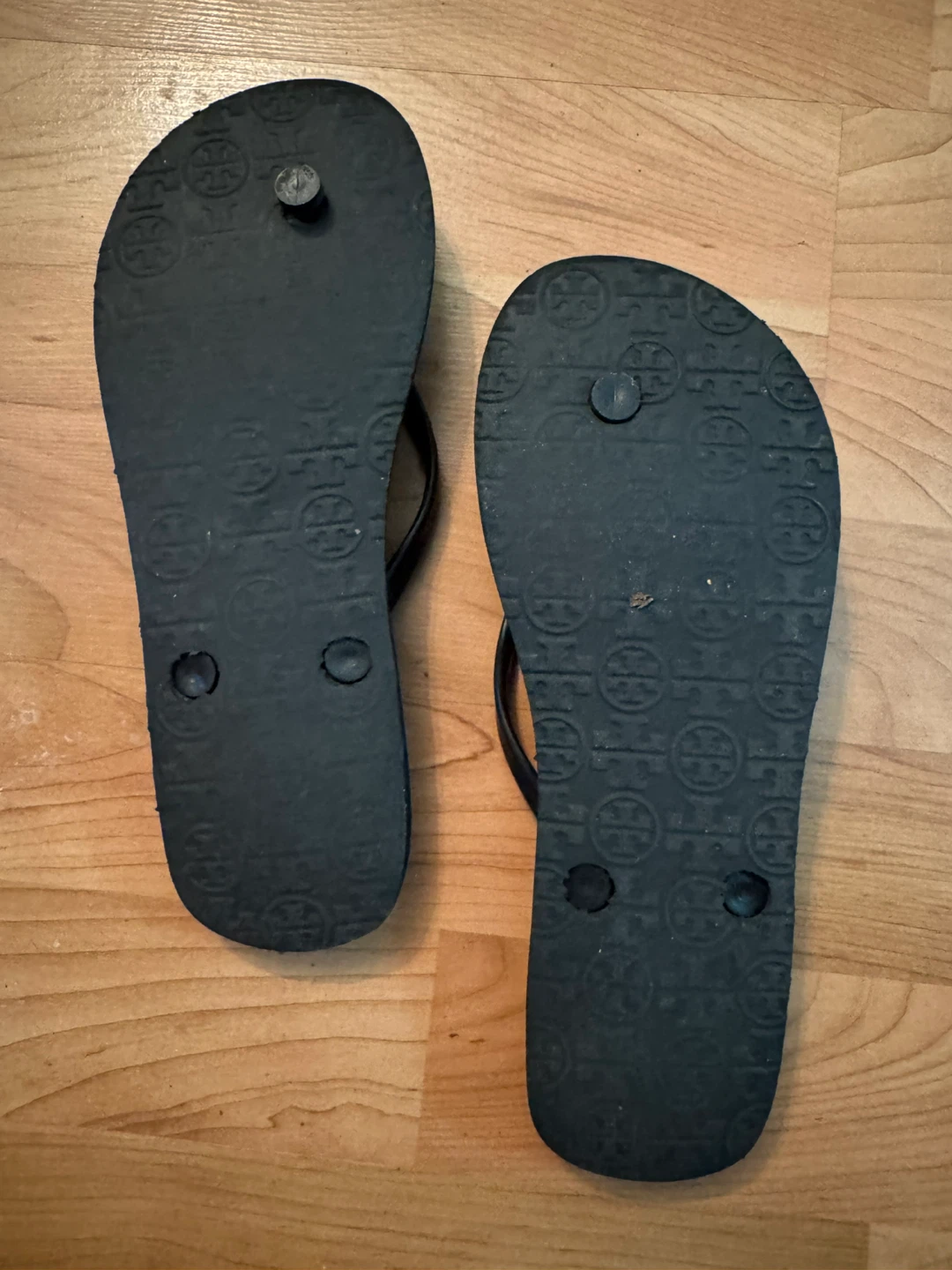 Tory Burch Flip Flops – Size 7 - photo 2