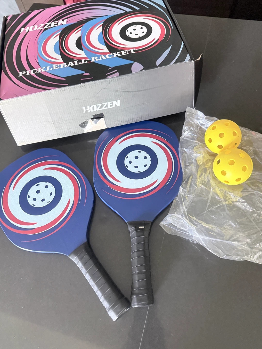 Hozzen Pickleball Set with 2 Paddles and 2 Balls