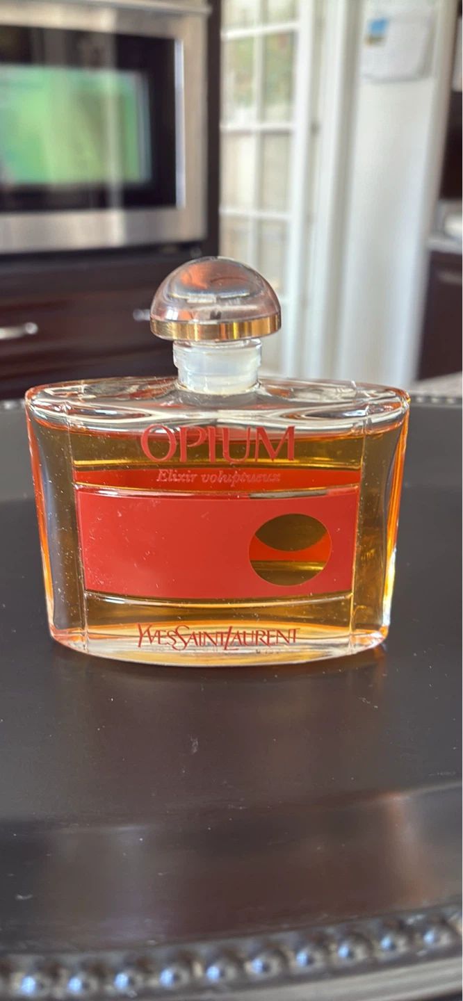 Yves Saint Laurent Opium Elixir Voluptueux Perfume