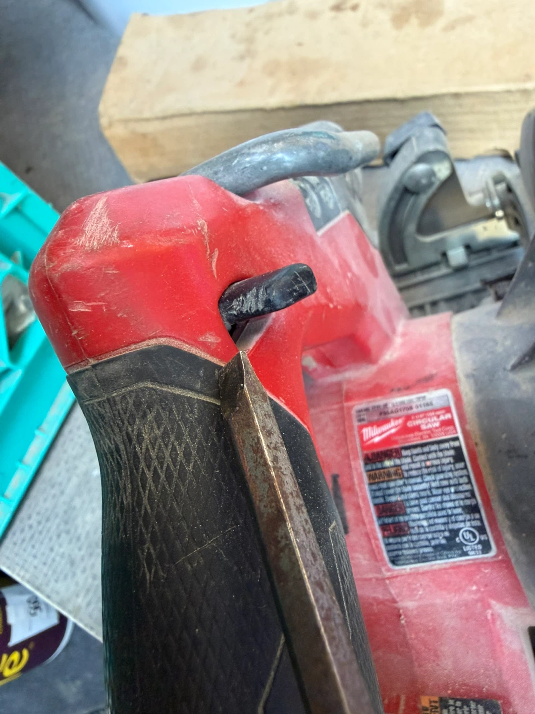 Milwaukee M18 FUEL Circular Saw - photo 4
