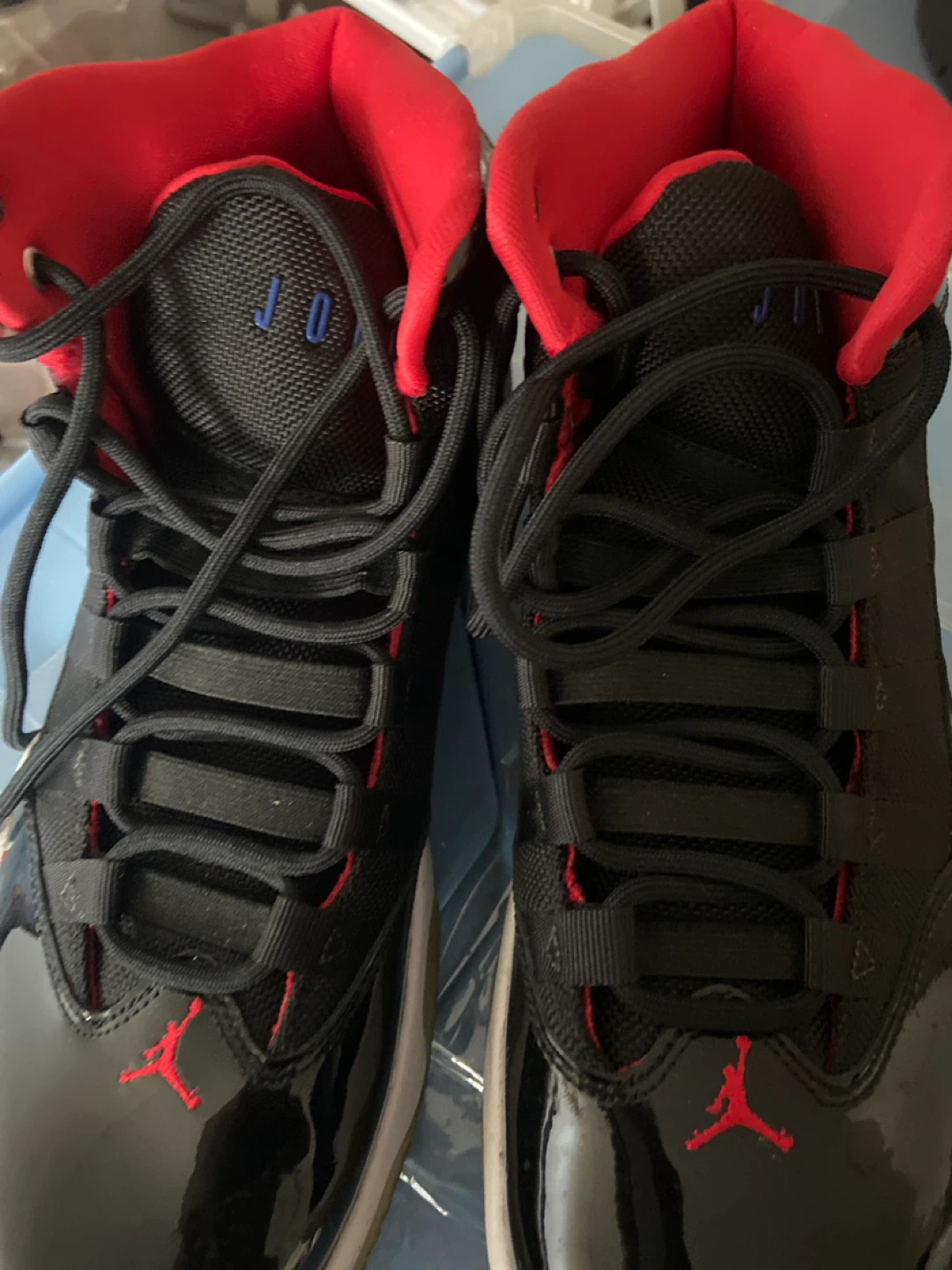 Jordan 11 Retro "Bred" Shoes