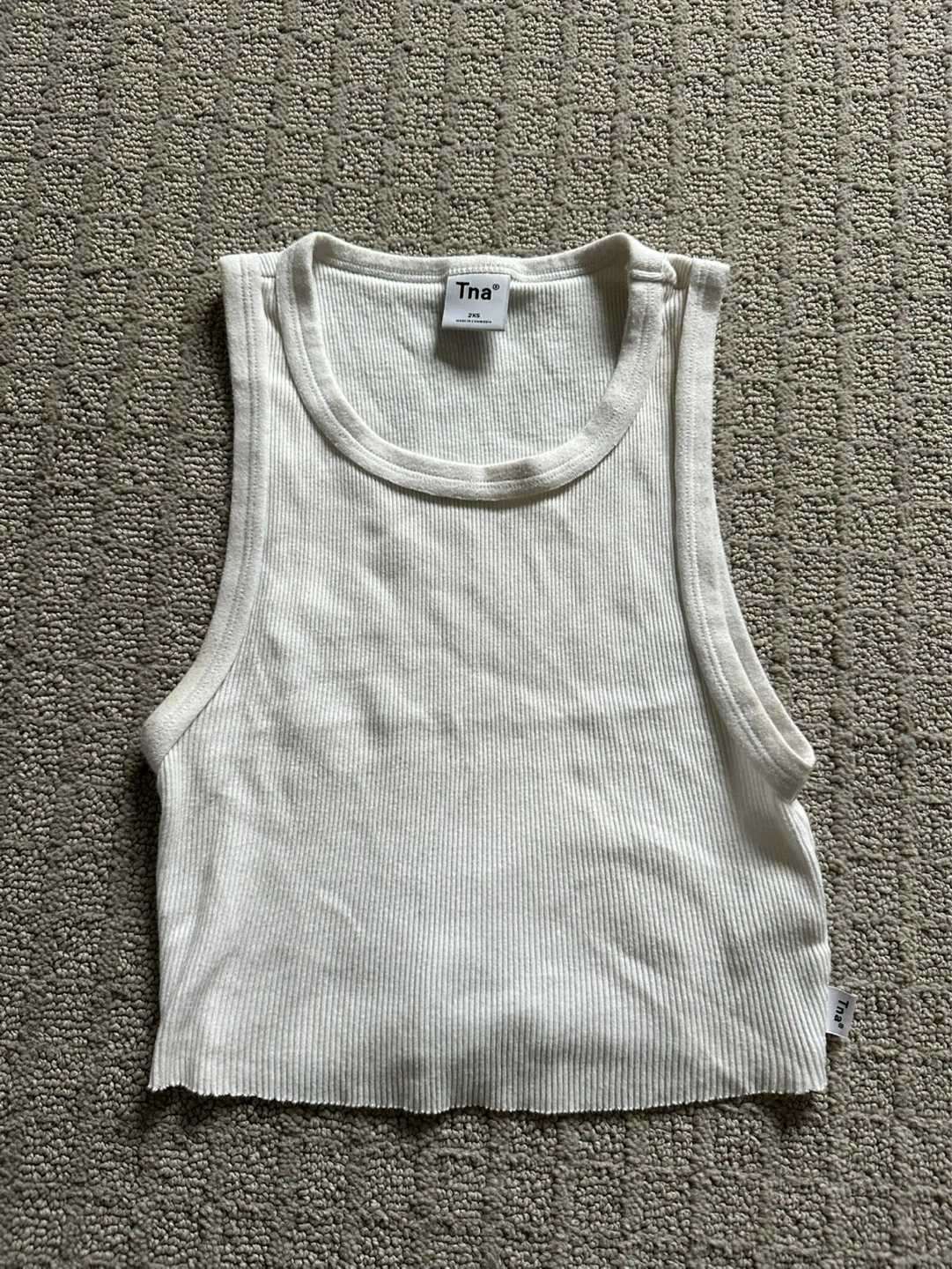 Aritzia TNA tank