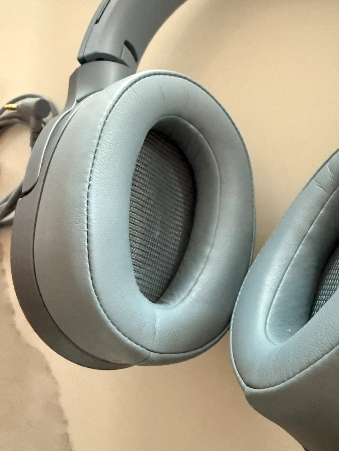 Sony H900N Noise Cancelling Headphones - photo 3