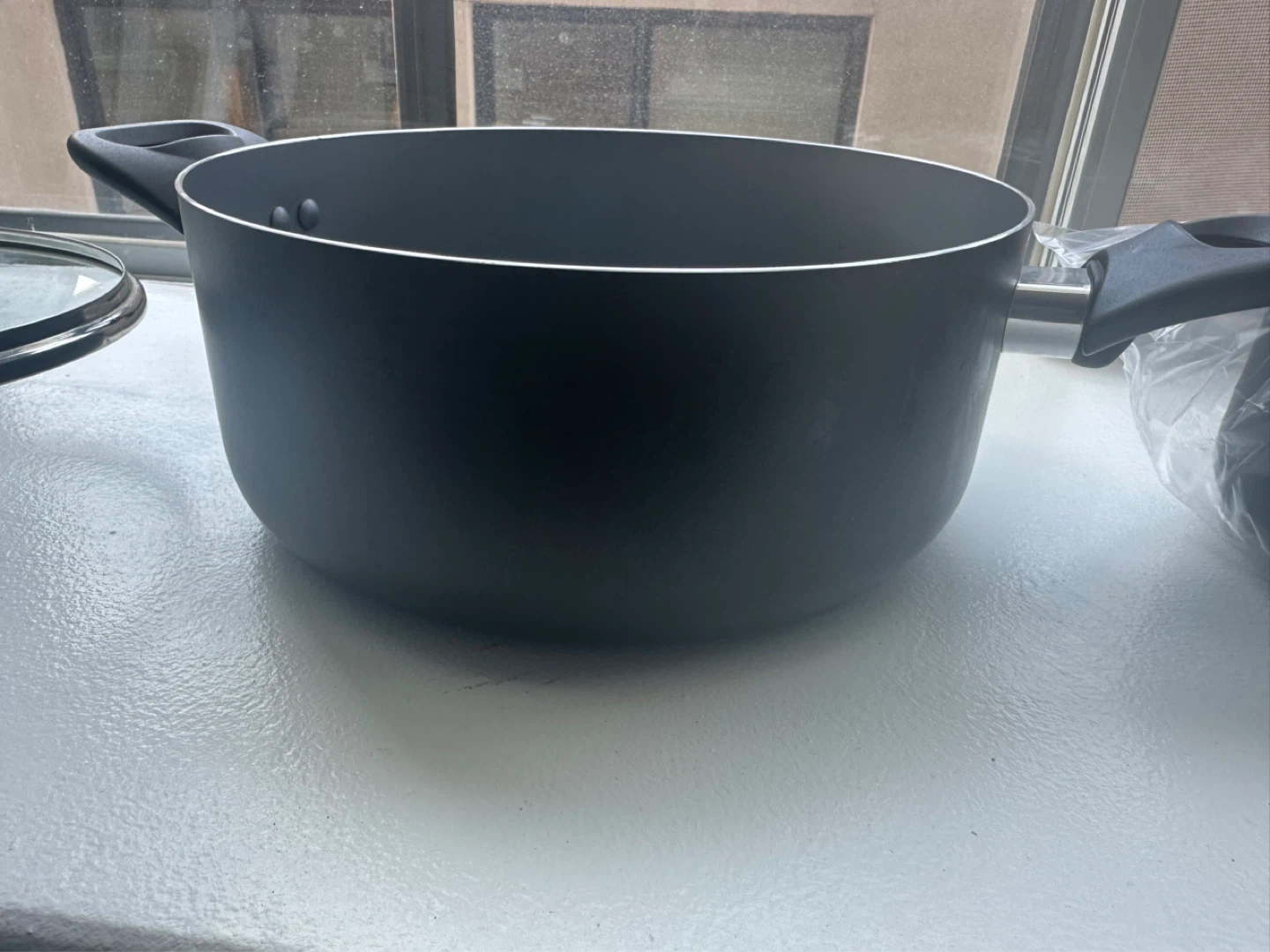 Black 8-Piece Cookware Set with Utensils - photo 2