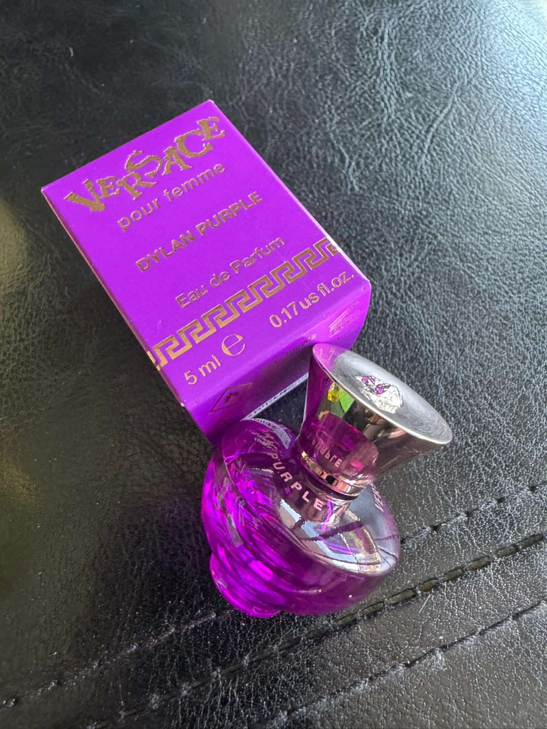 Versace Dylan Purple Eau de Parfum - 5mL