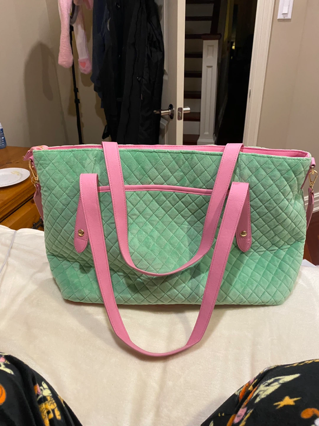 Juicy Couture Quilted Velour Bag - photo 4