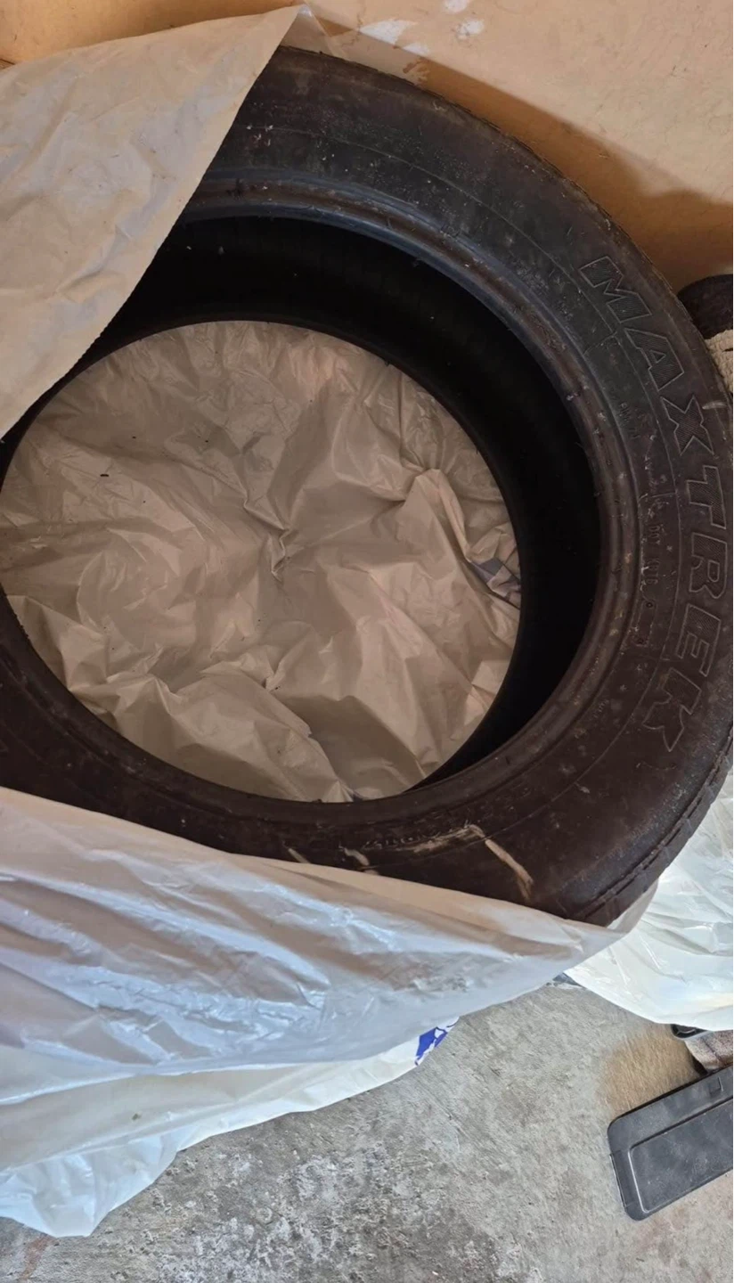 235/60R17 Tires - 4 Tires - photo 3
