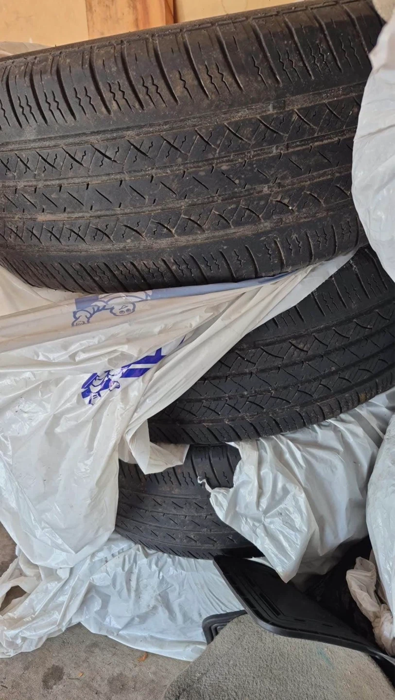 235/60R17 Tires - 4 Tires - photo 4