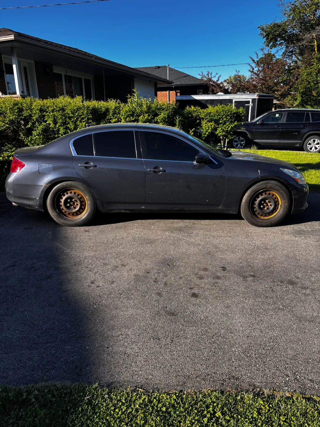 Infiniti G37X Sedan - photo 3