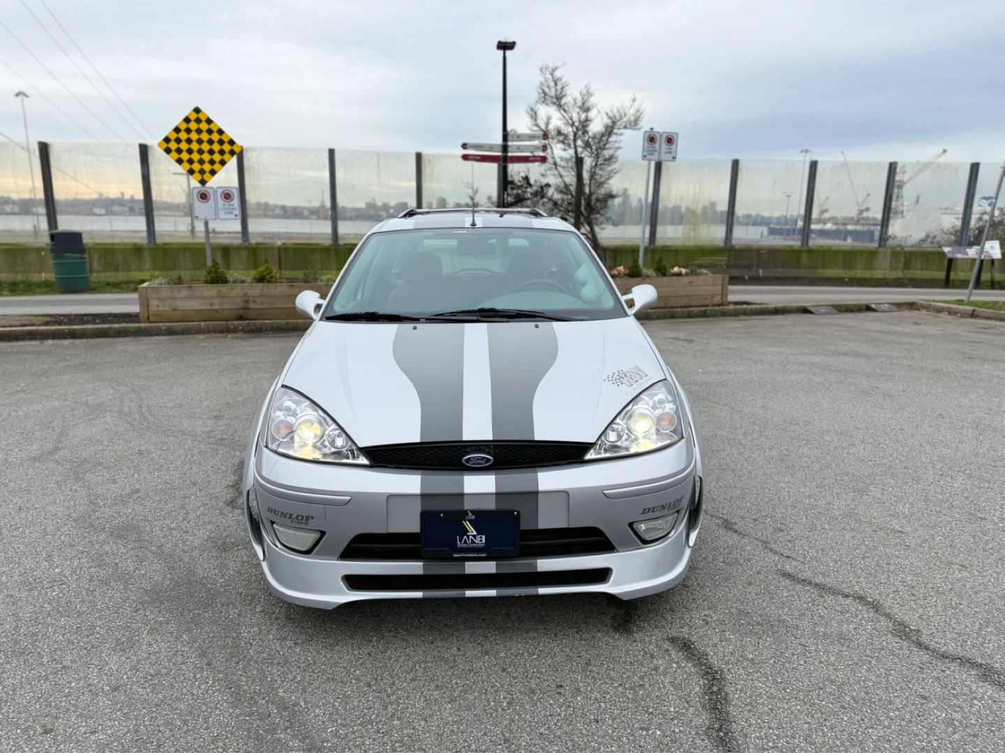 2003 Ford Focus SVT - photo 2