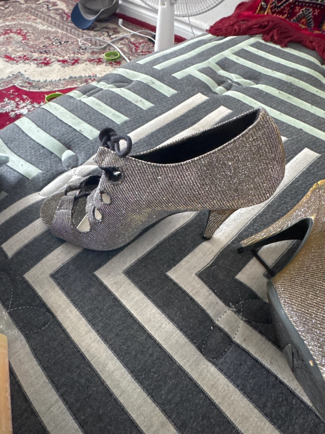 Women's Glitter Heels - photo 2