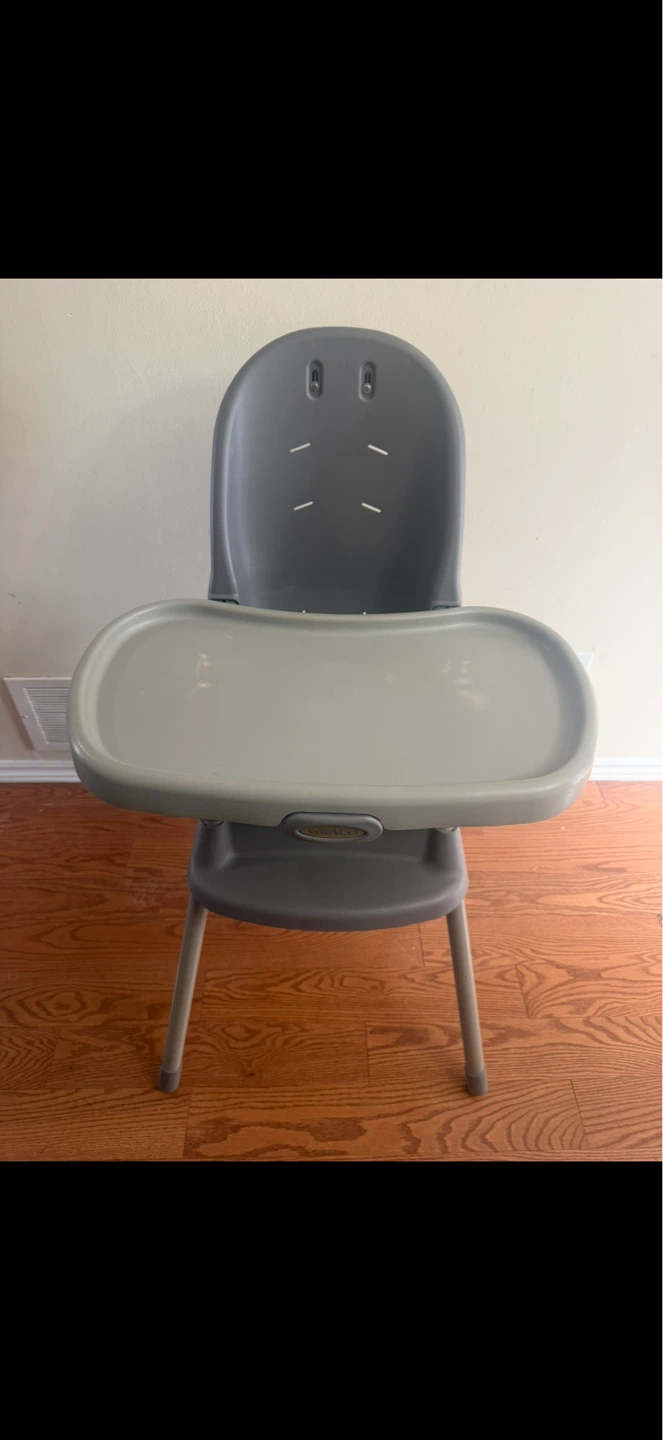 Feed/Eat Baby Highchair - Easy Cleaning - photo 2