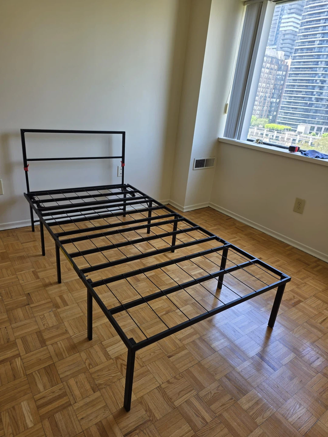 Twin Size Metal Bed Frame with Headboard