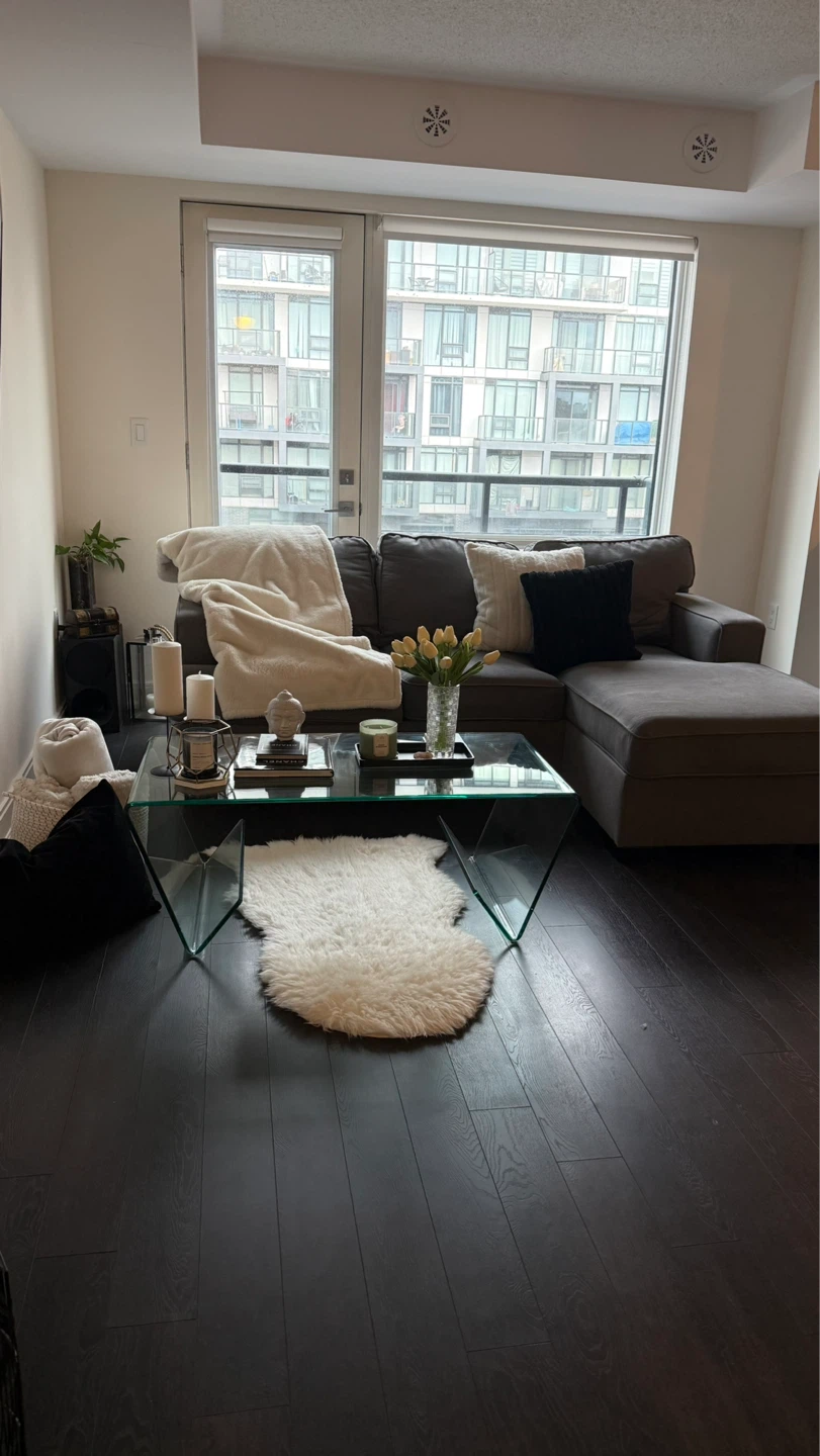 Glass Coffee Table with Modern Design - photo 2