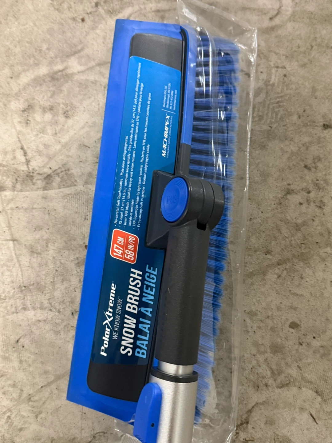 Polar Xtreme Snow Brush with Ice Scraper