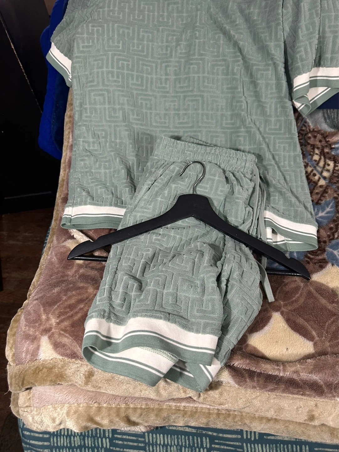 NOVAMEN Green Textured Polo Shirt & Shorts Set Size L - photo 3