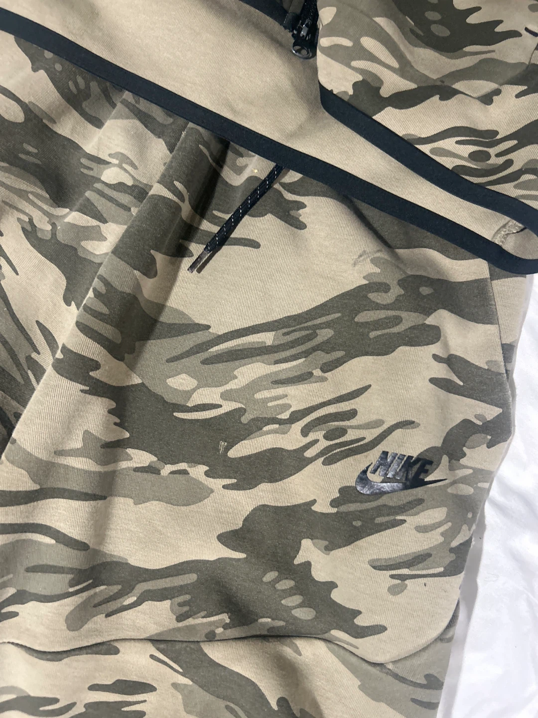 Nike Camo Tech Fleece Tracksuit Set - photo 2