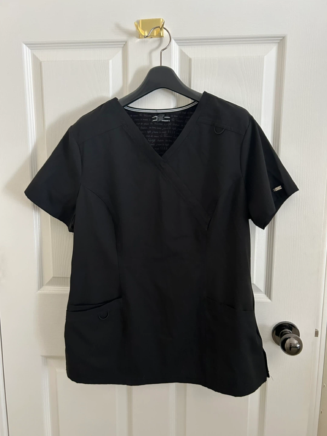Scrub Tops - Women’s M