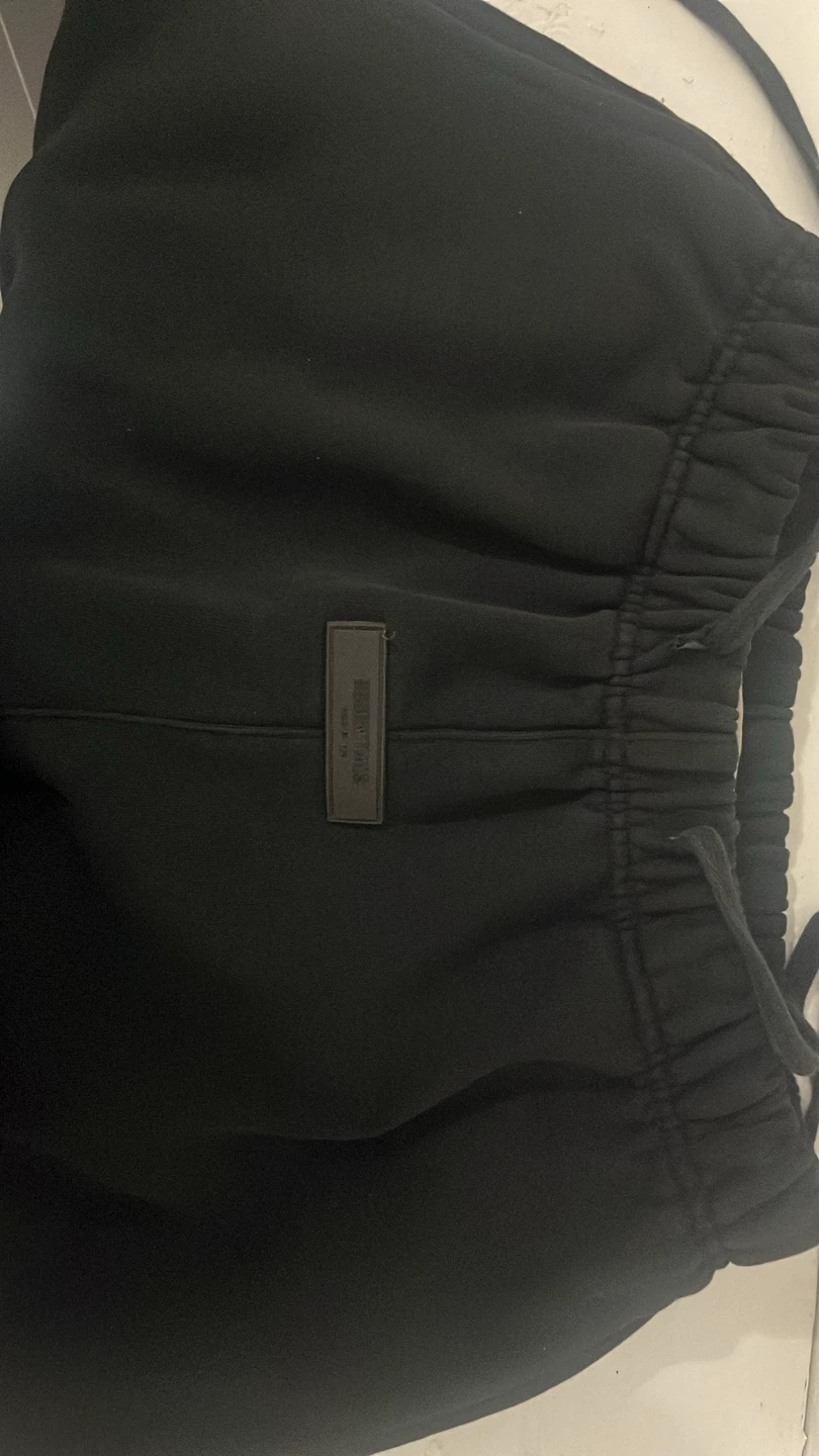 ESSENTIALS Fear of God Black Joggers Size M - photo 3