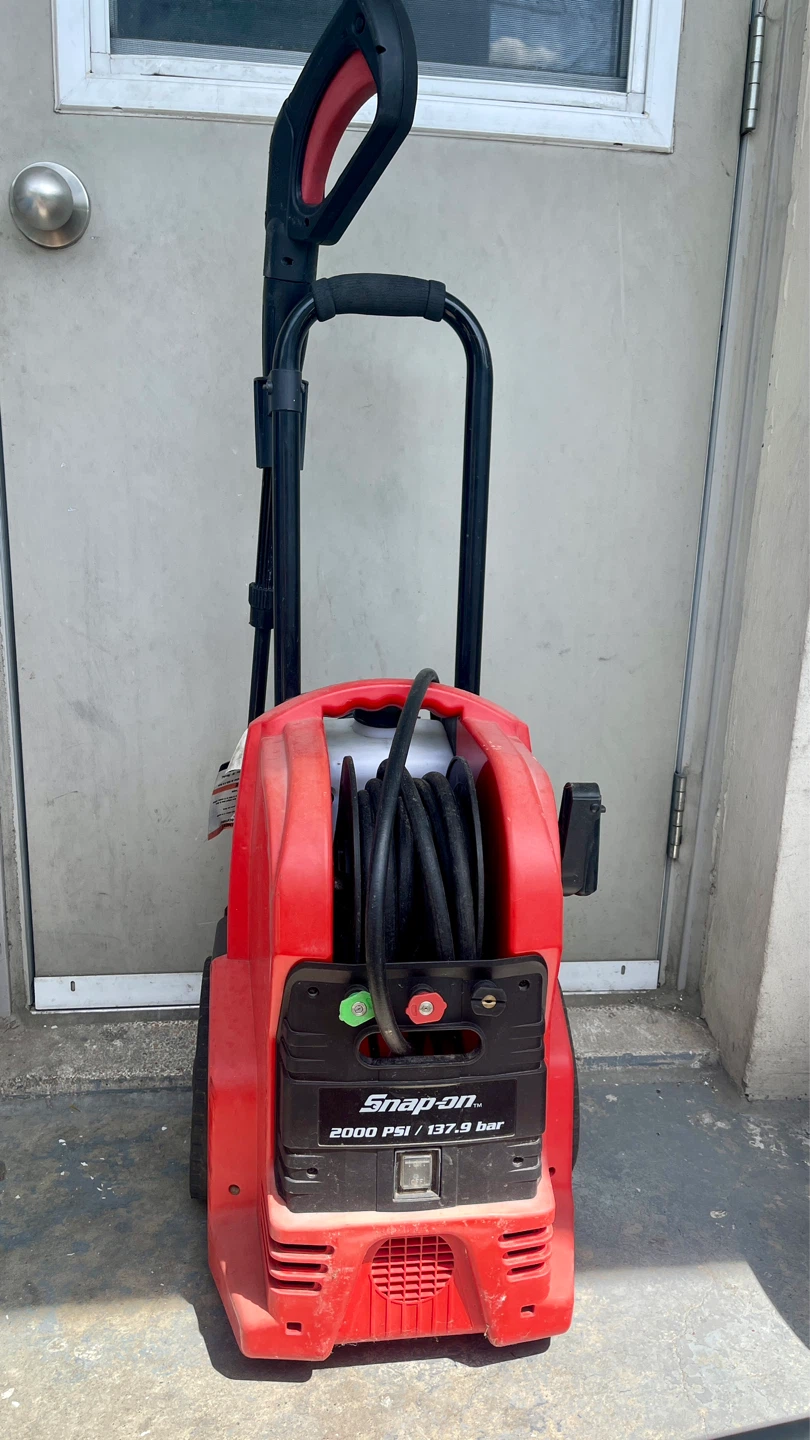 Snap-on 2000 PSI / 137.9 bar Electric Pressure Washer AS IS