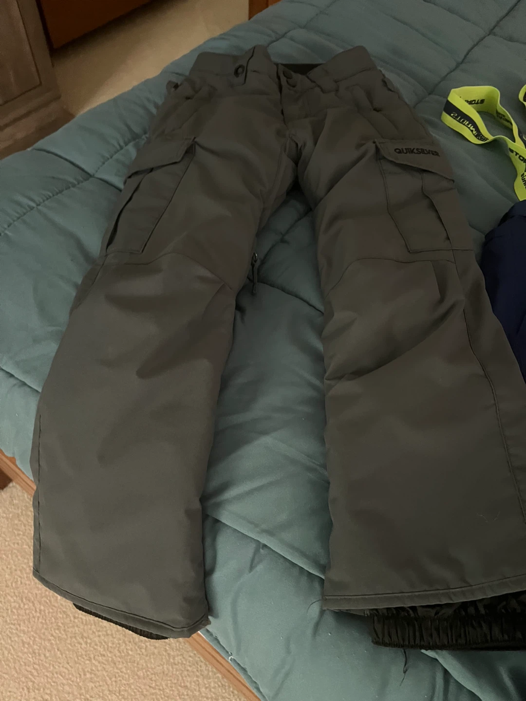 OshKosh B'gosh and Quiksilver Snow Pants - photo 2