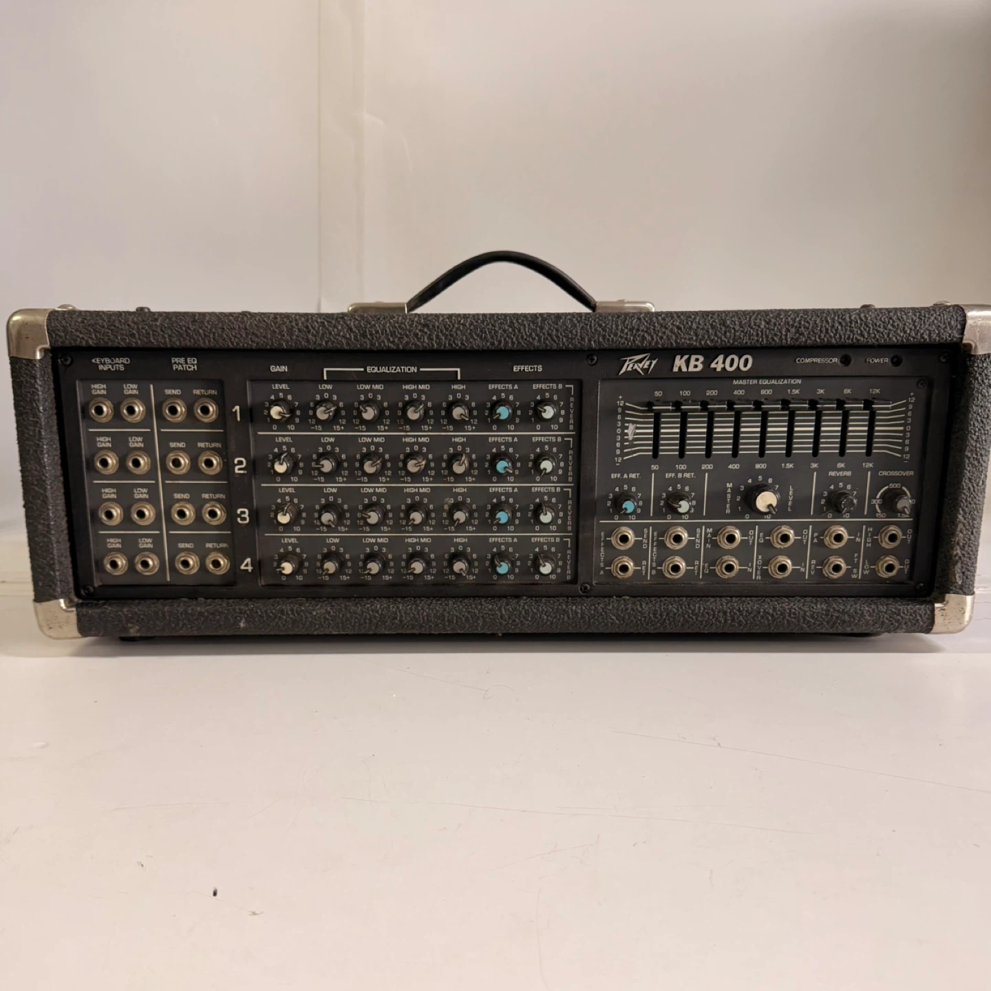 Peavey KB 400 Keyboard Amplifier Mixer 300W Vintage USA Made