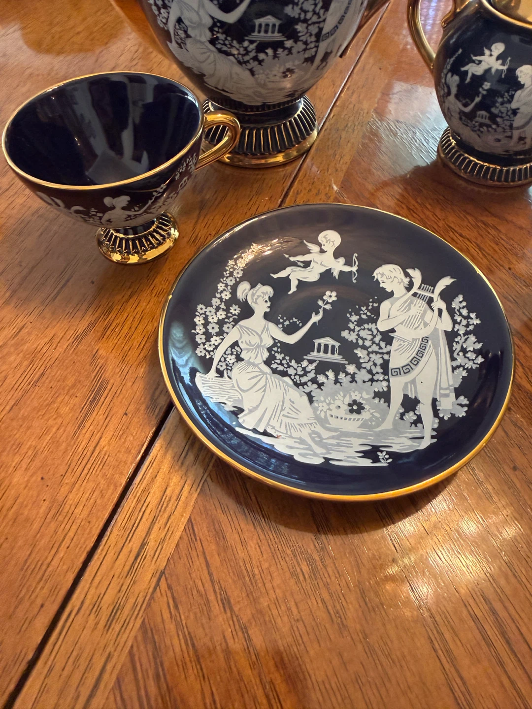 Hand Made Florentine Porcelain Tea Set - photo 3