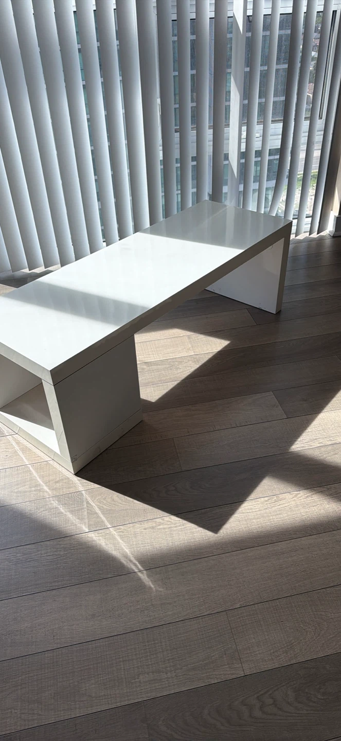 White modern coffee table - photo 3
