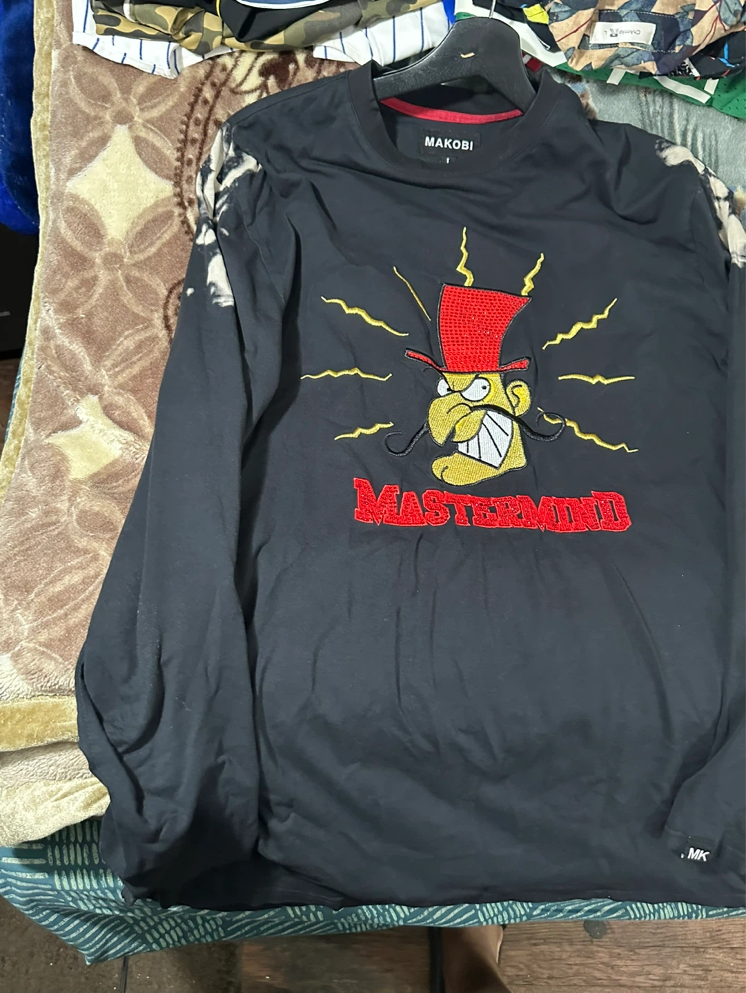 Makobi Mastermind Graphic Long Sleeve T-Shirt - photo 4