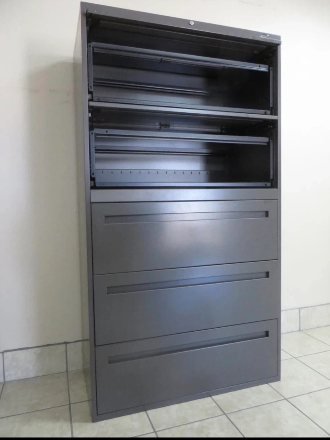 5 Drawers Lateral Metal Filing Cabinets, Lock and Key - photo 2