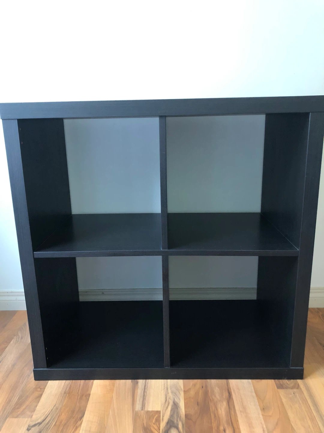 ◼︎Moving Sale◼︎IKEA 4-cube shelf