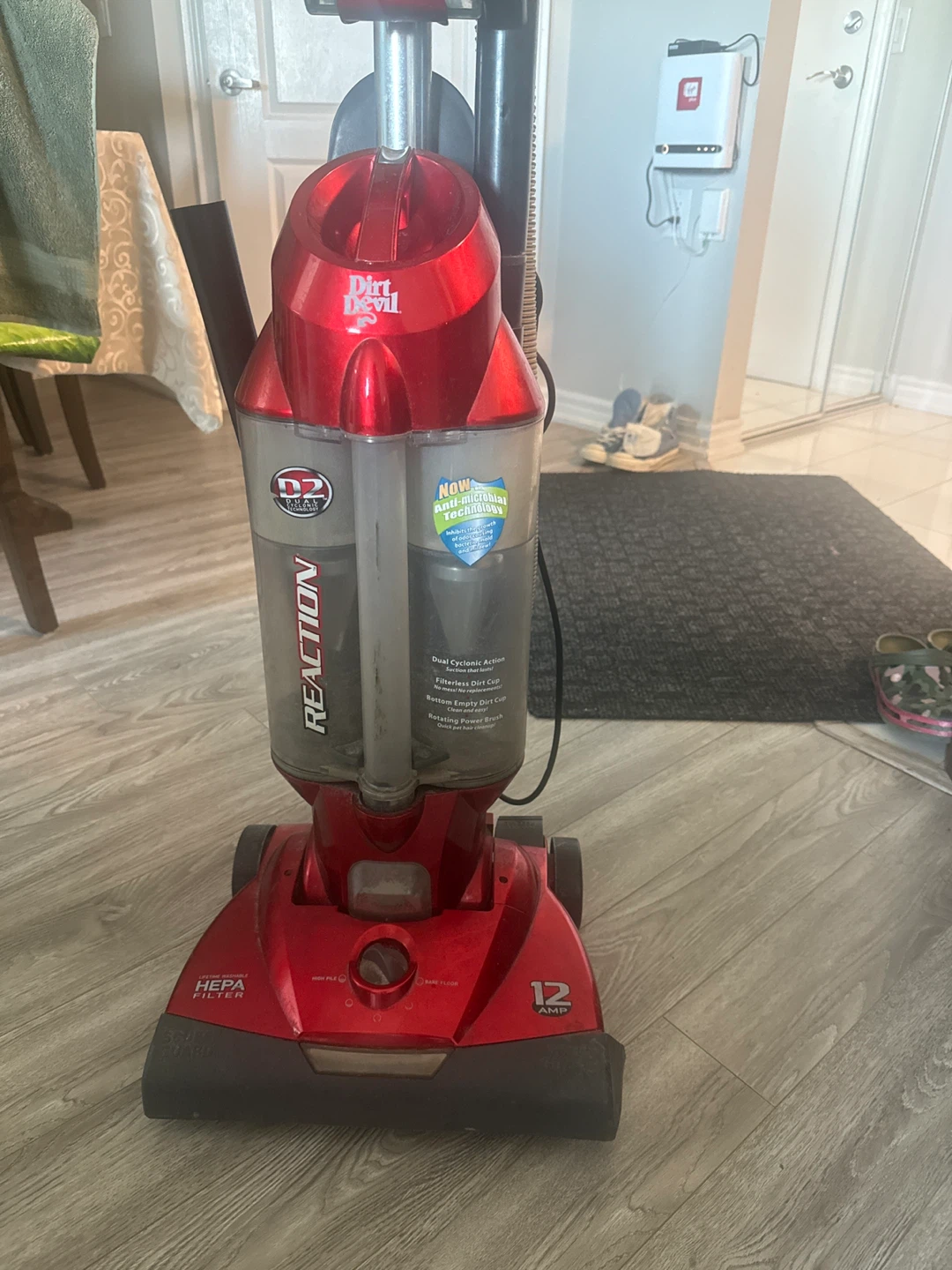 Dirt Devil Reaction Bagless Upright Vacuum Cleaner