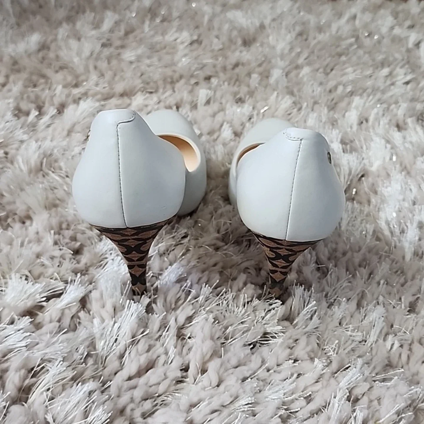 Coach Women's White Leather Heels - photo 5