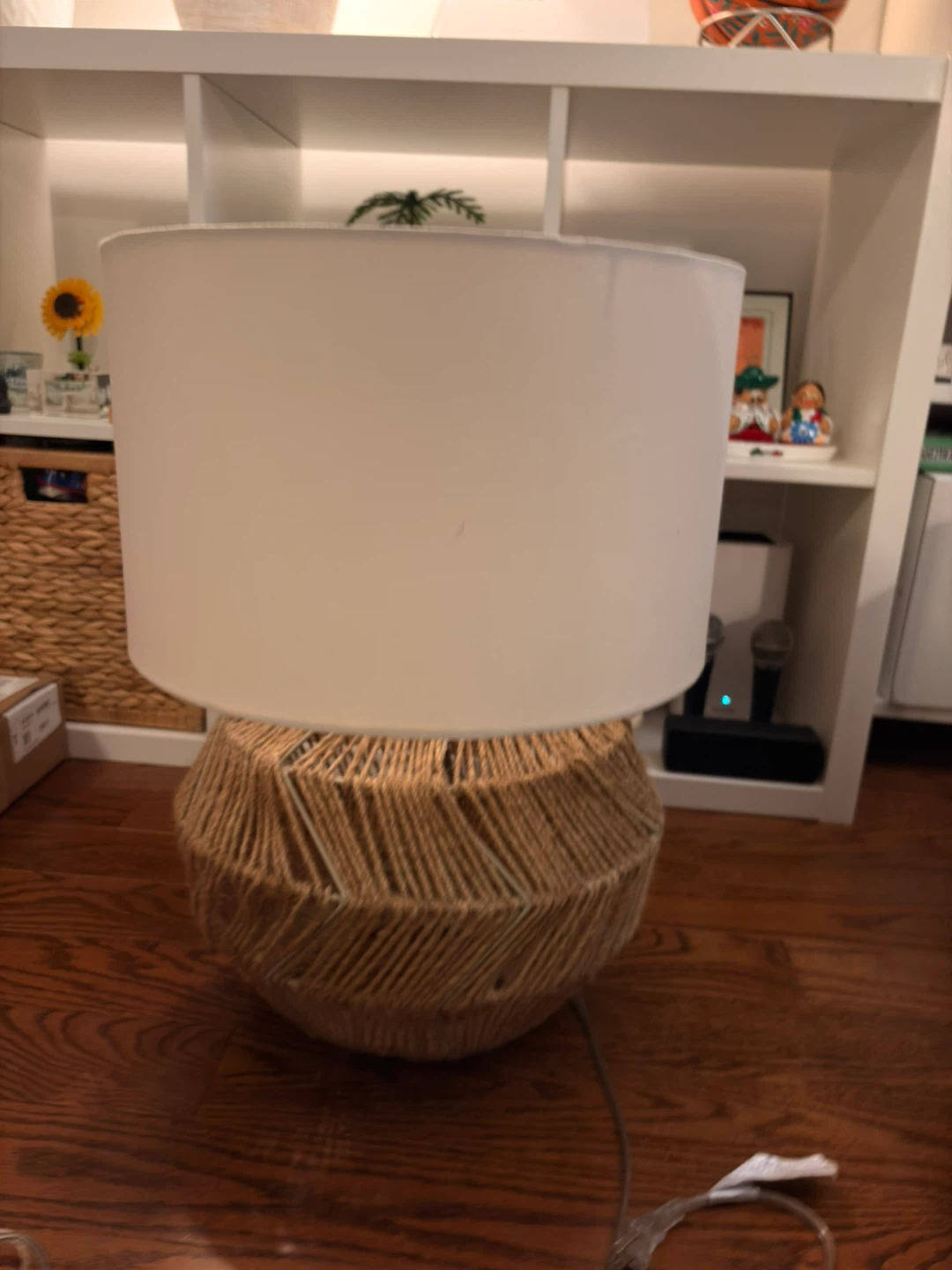 Modern/Contemporary Woven Lamp from HomeSense - photo 4