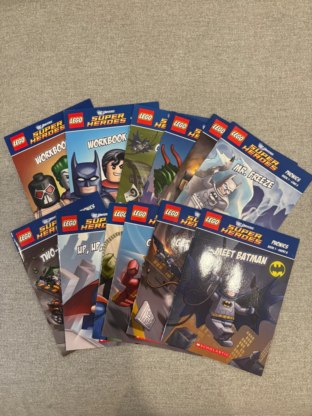 LEGO DC Super Heroes Phonics Book Set - photo 3