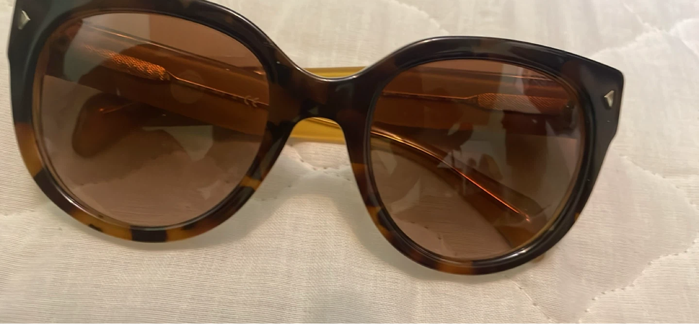 Prada Sunglasses - photo 4
