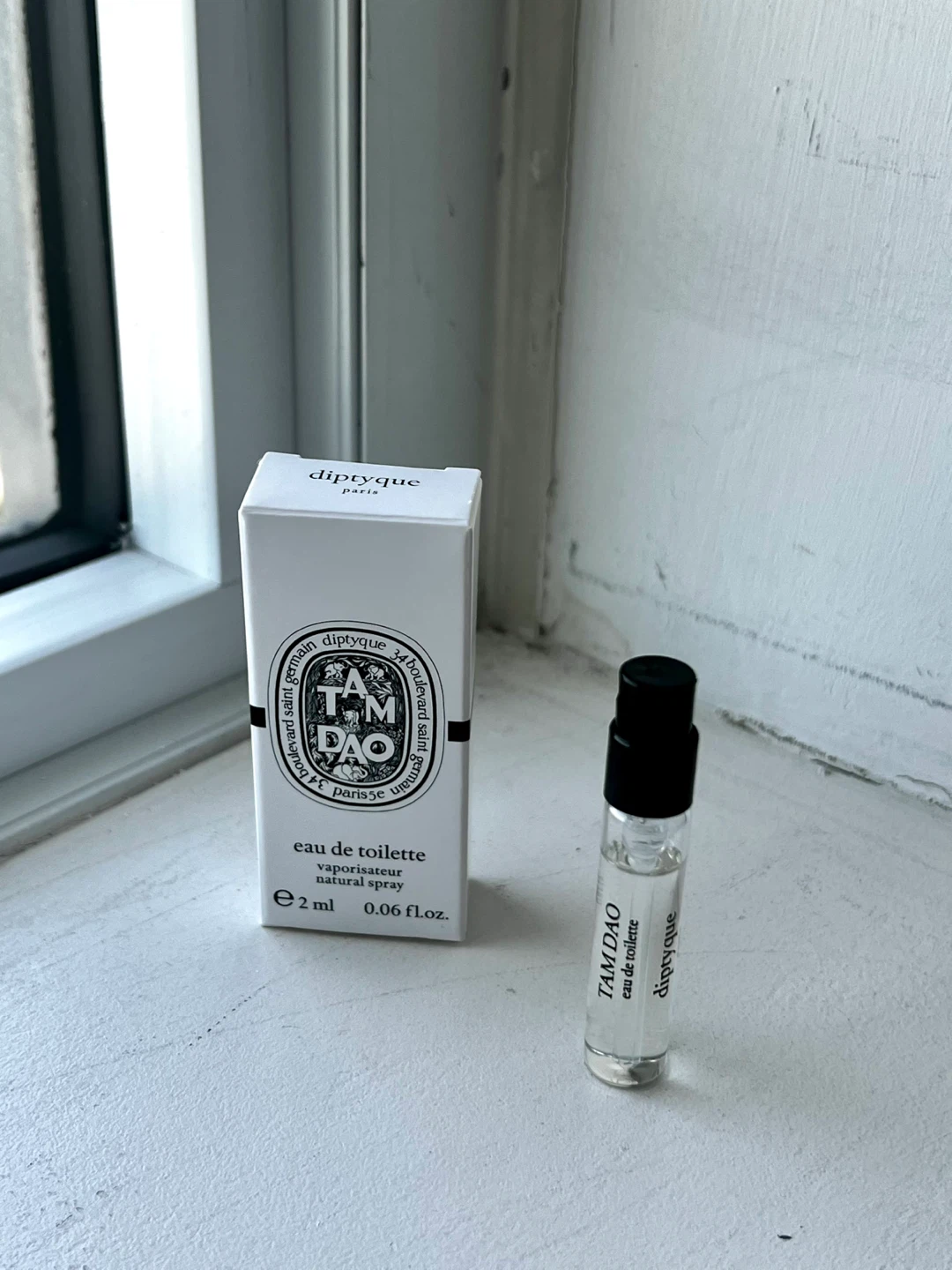 Diptyque Tam Dao 🌱 Eau de Toilette 2ml spray bottle - photo 4