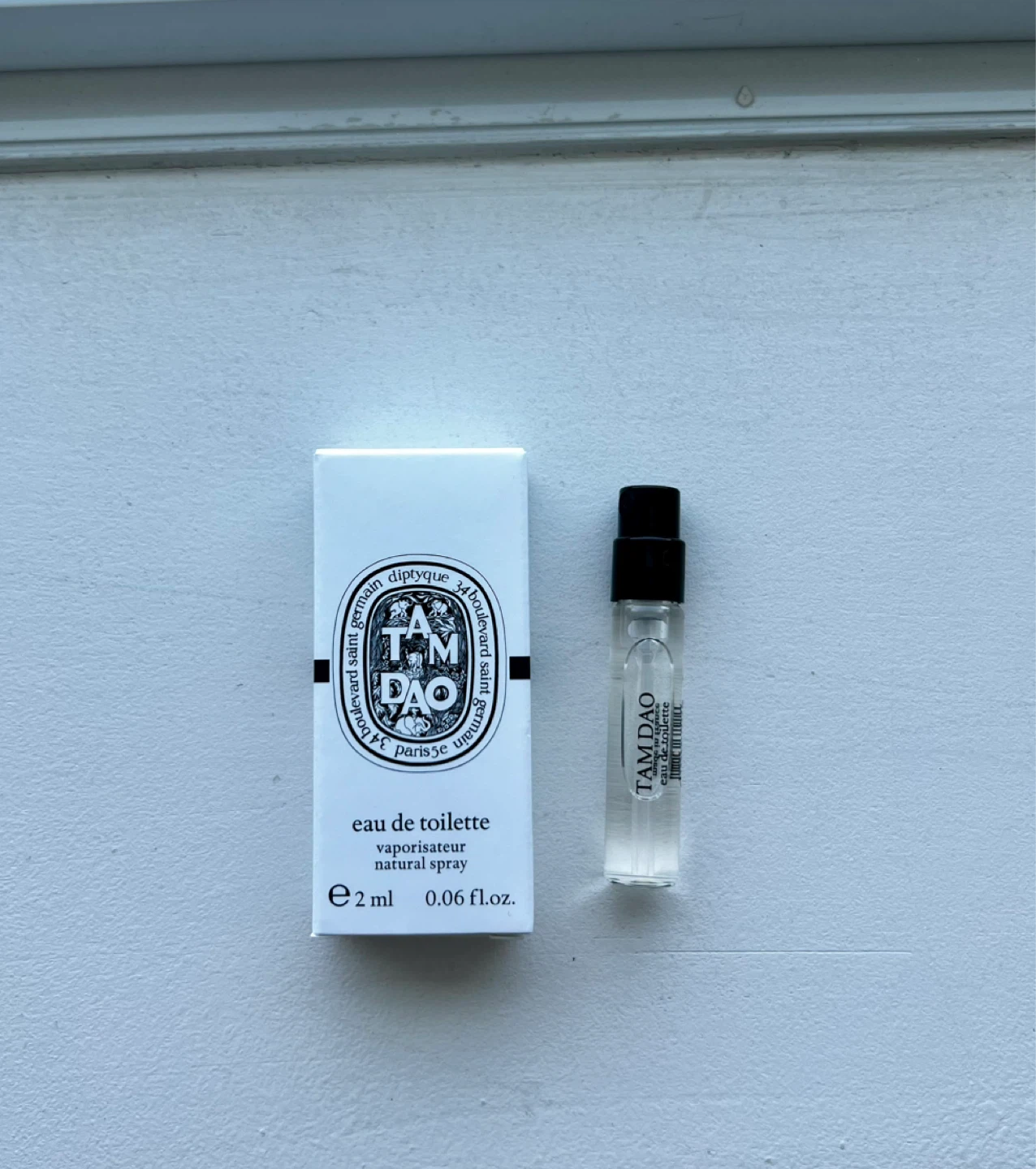 Diptyque Tam Dao 🌱 Eau de Toilette 2ml spray bottle - photo 2