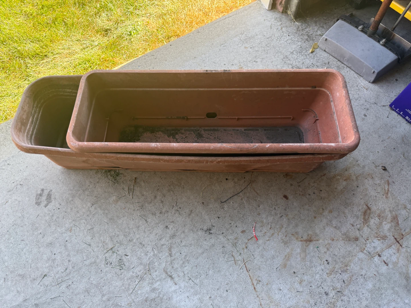 2 Long Planter Boxes both for $8 - photo 4