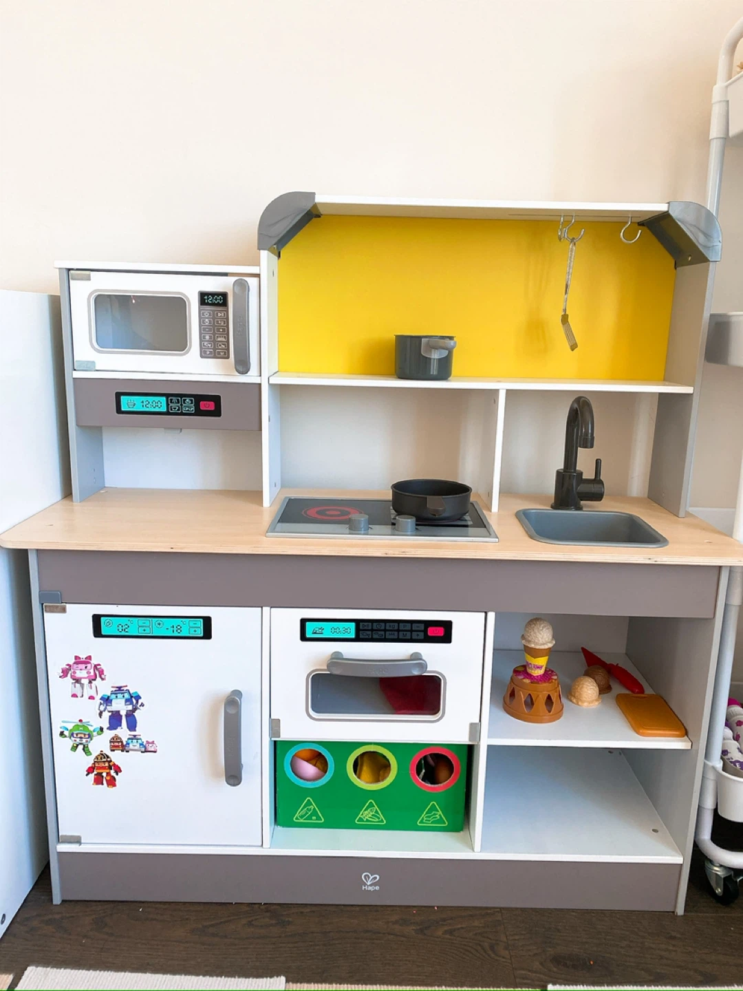 Hape Play Kitchen with Accessories