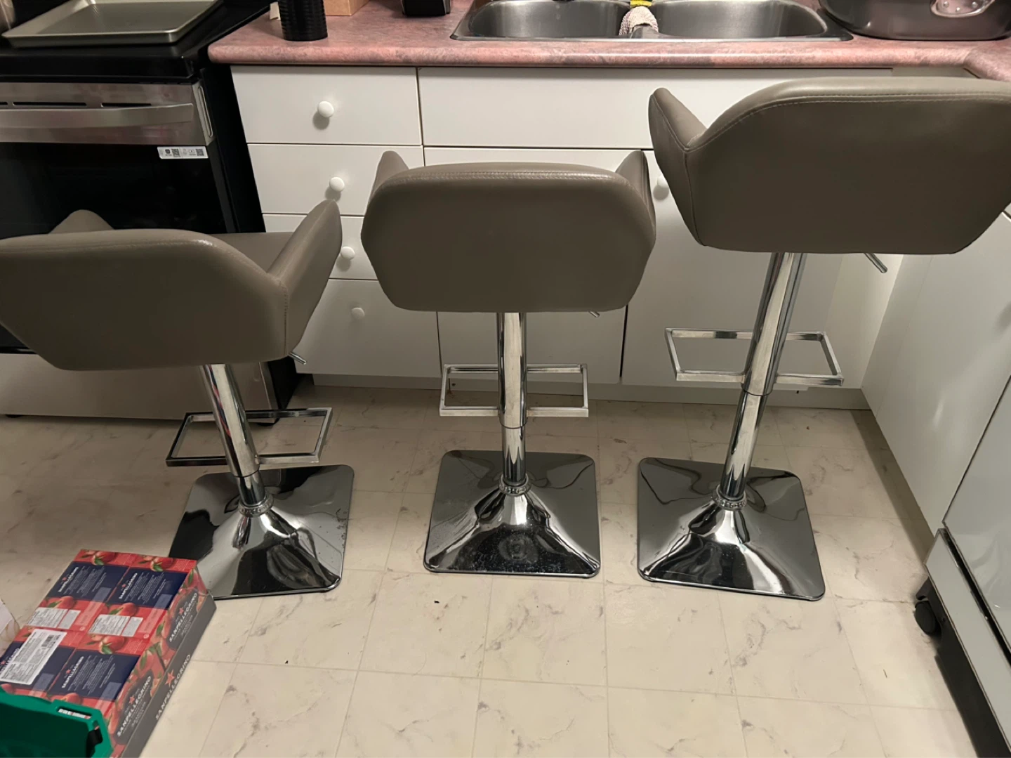 Set of 4 Bar Stools - Grey Faux Leather - photo 4