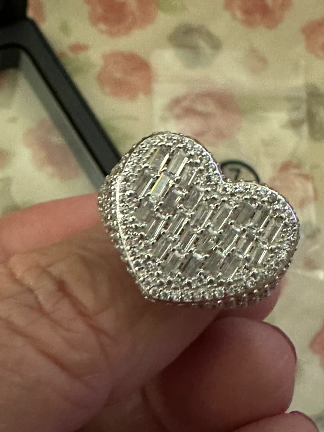Heart Shaped Ring with Pave Crystals - photo 2
